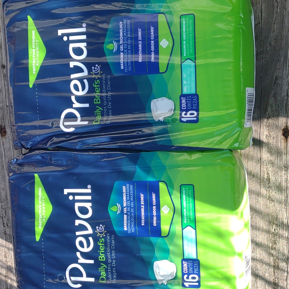 Prevail daily briefs size small Sm bundle lot disposable underwear panties